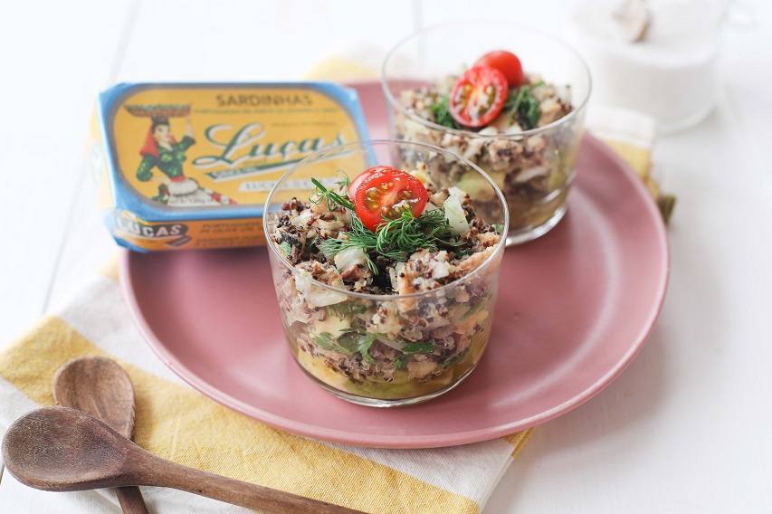 blog-fui-ao-mar-receita-Sardinha-no-copo-com-abacate-e-quinoa